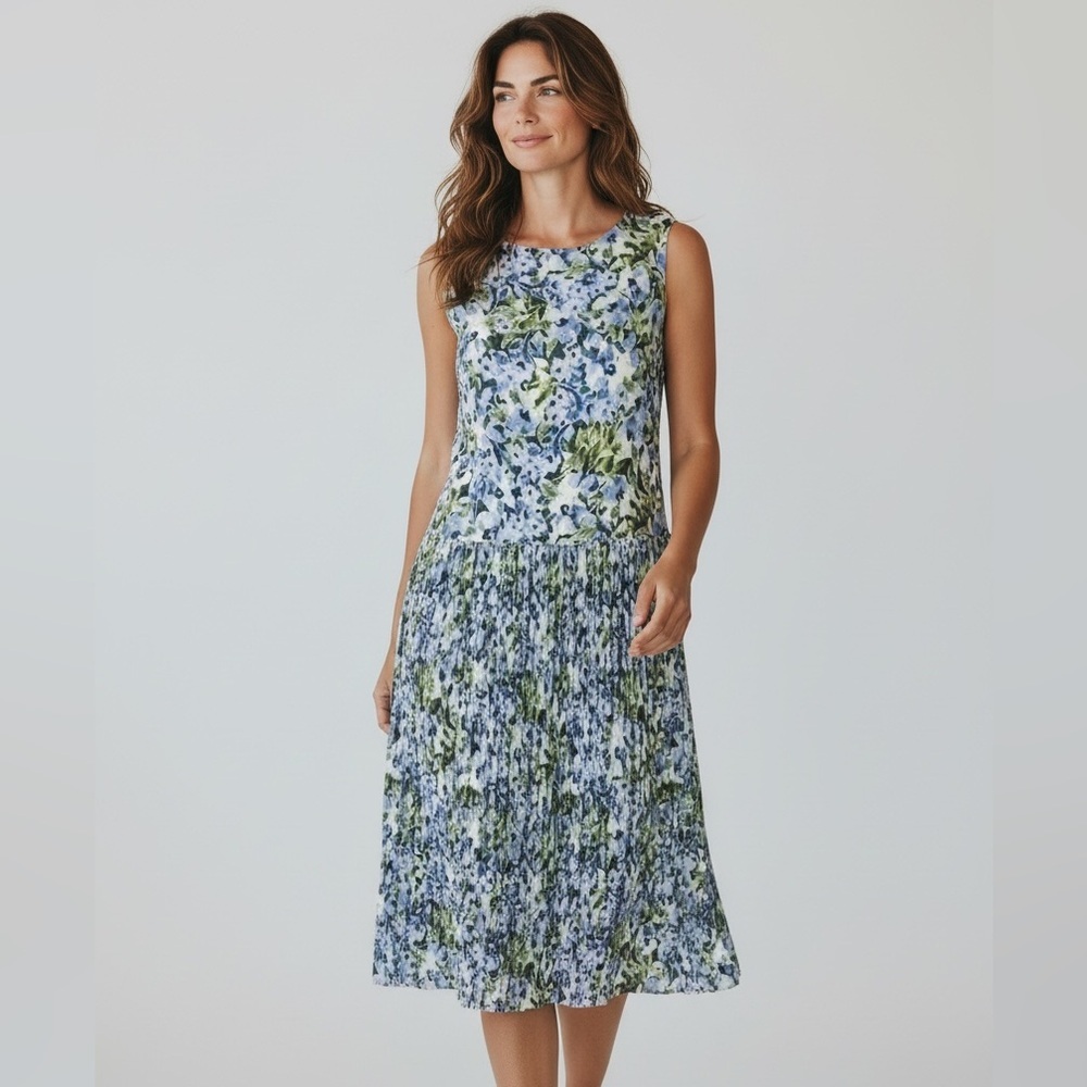 J Jill ladies large sleeveless dress excellent condition lined from waist down.